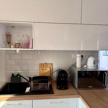 R77 Apartment Downtown - Penthouse Budapest Bagian luar foto